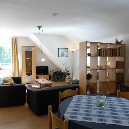 Charmantes Dachgeschoss-refugium, Harz Apartamento *