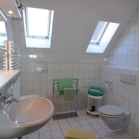 Charmantes Dachgeschoss-refugium, Harz Апартаменты Вильдеманн